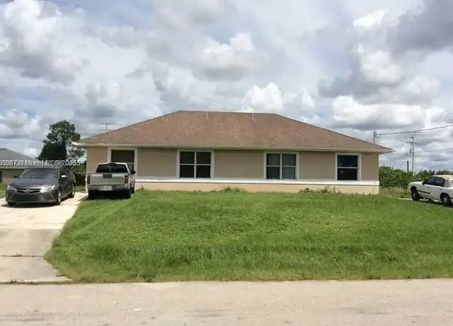 Property at 4612 24th St SW, Lehigh Acres, FL, 33973, 2 beds, 2 baths, [object Object]