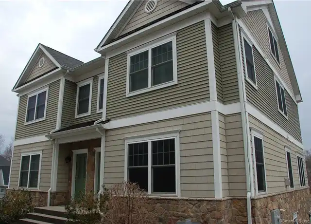 Property at 109 Park Ave #2, Danbury, CT, 06810, 3 beds, 2.5 baths, [object Object]