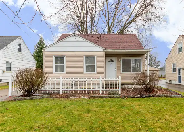 Property at 513 Henry St, Elyria, OH, 44035, 2 beds, 1 bath, [object Object]