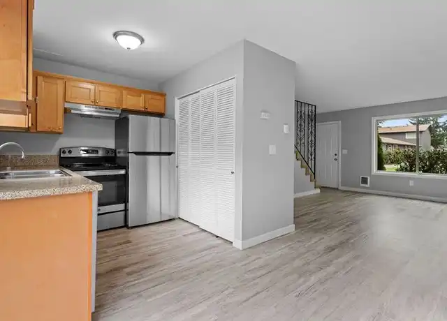 Property at 3025 SE Maple St Unit 3, Portland, OR, 97267, 2 beds, 1 bath, [object Object]