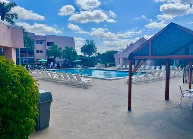 Property at 150 Turtle Lake Ct #107, Naples, FL, 34105, 1 bed, 1 bath, [object Object]