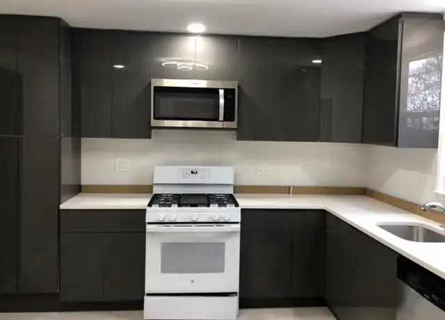 Property at 360 W South Orange Ave, South Orange, NJ, 07079, 6 beds, 3 baths, [object Object]