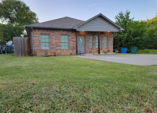 Property at 219 E Williams St, Sherman, TX, 75090, 3 beds, 2 baths, [object Object]