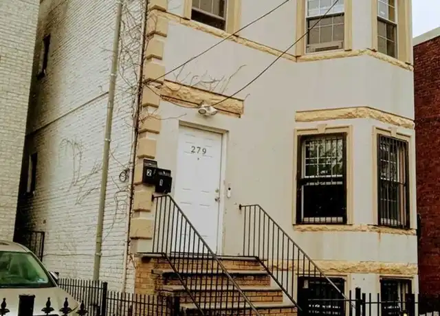Property at 279 W Runyon St, Newark, NJ, 07108, 2 beds, 1 bath, [object Object]