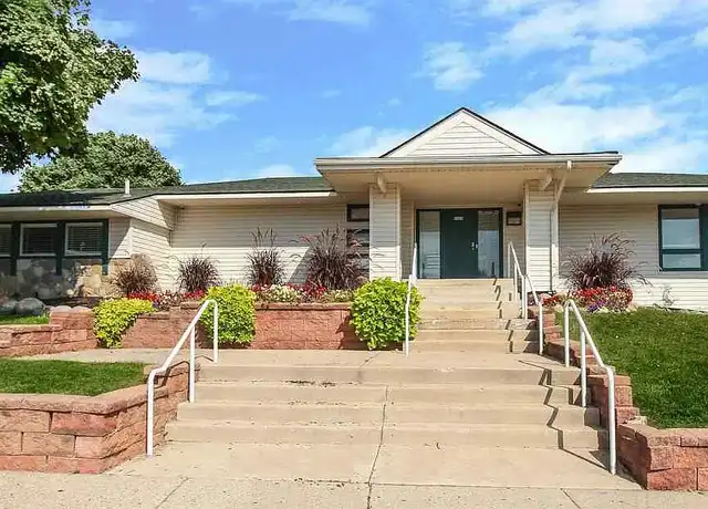 Property at Oakland Glens - 41875 Carousel St, Novi, MI, 48377, 2-4 beds, 2 baths, [object Object]