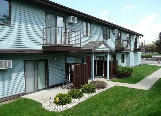 Photo of 2002 Elka Ln, Madison, WI 53704