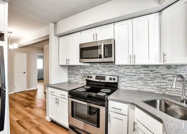 Property at Village Green Apartments - 75 Village Way, Budd Lake, NJ, 07828, 1-2 bed, 1 bath, [object Object]