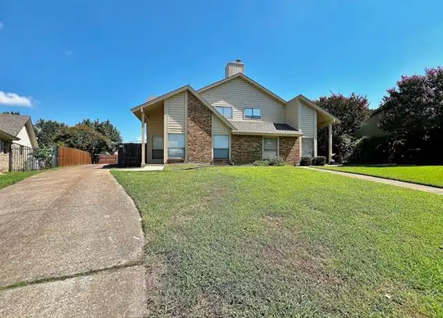 Property at 1803 Ridgebrook Dr, Arlington, TX, 76015, 3 beds, 2.5 baths, [object Object]