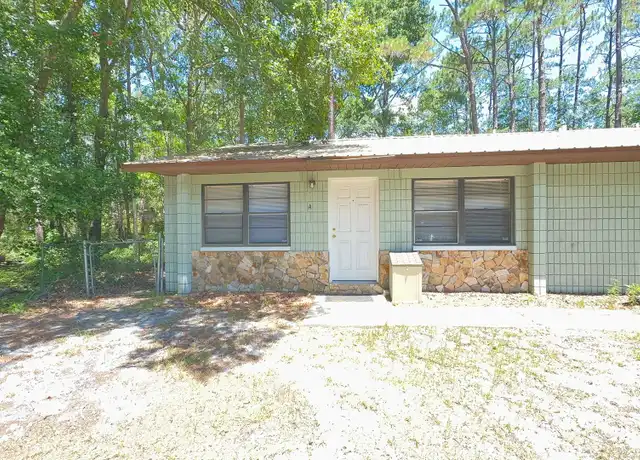 Property at 4021A NE 2 Way, Gainesville, FL, 32609, 2 beds, 1 bath, [object Object]