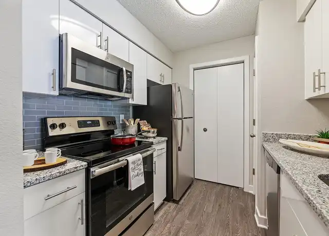 Property at Volterra Apartments - 1601 Hutzler Ln, Pikesville, MD, 21208, 1-2 bed, 1-2 bath, [object Object]