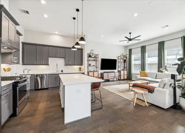 Property at 822 Morris St, Houston, TX, 77009, 3 beds, 3.5 baths, [object Object]