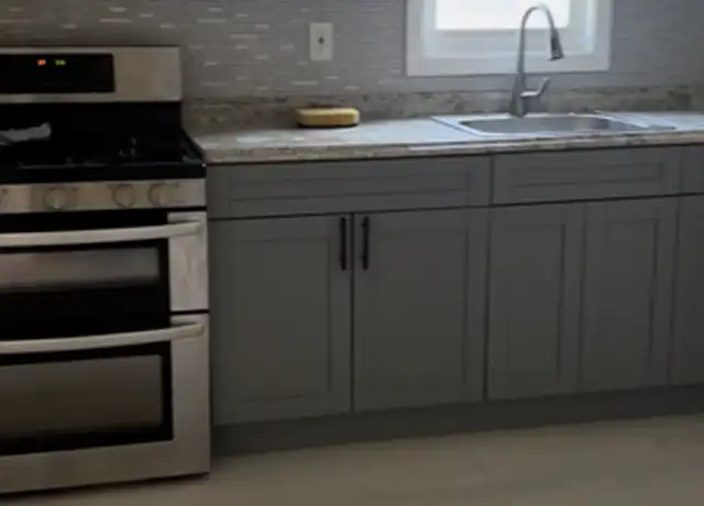 Property at 252 4th St Unit 2, Newark, NJ, 07107, 4 beds, 1 bath, [object Object]
