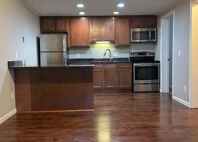 Property at 110 Waterbury Ct Unit 124, Westland, MI, 48186, 1 bed, 1 bath, [object Object]
