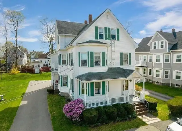 Property at 8 Bradford St Unit 1, Taunton, MA, 02780, 3 beds, 1 bath, [object Object]