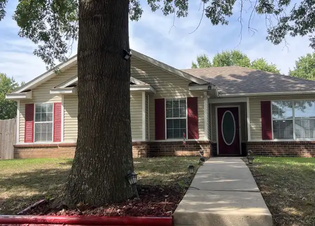 Property at 5722 W Legacy St, Fayetteville, AR, 72704, 3 beds, 2 baths, [object Object]