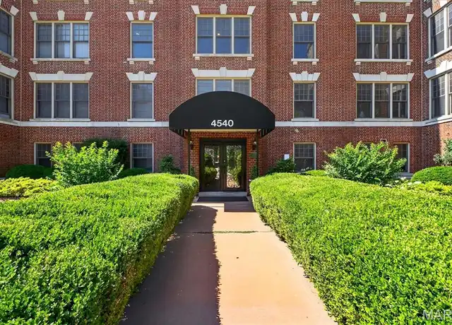 Property at 4540 Lindell Blvd, Saint Louis, MO, 63108, 2 beds, 2 baths, [object Object]