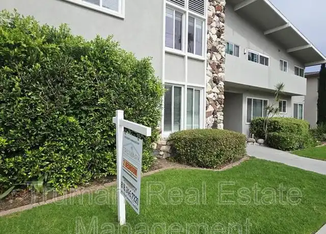 Property at 1303 N Brand Blvd Unit 4, Glendale, CA, 91202, 2 beds, 2 baths, [object Object]