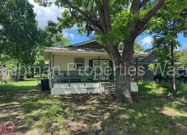 Property at 2715 S 2nd St, Waco, TX, 76706, 2 beds, 1 bath, [object Object]