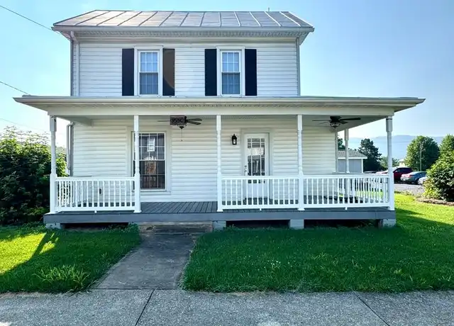 Property at 9550 S Congress St, New Market, VA, 22844, 3 beds, 2 baths, [object Object]