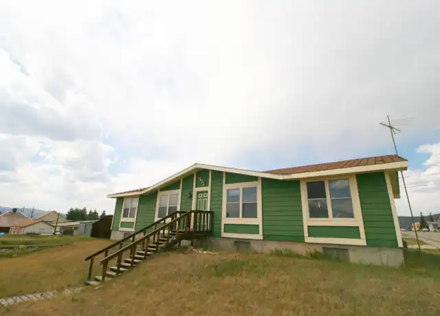 Property at 330 E 9th St, Leadville, CO, 80461, 3 beds, 2 baths, [object Object]