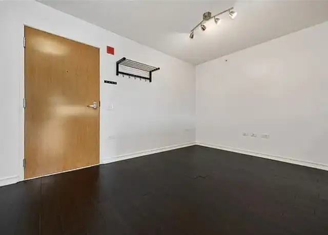 Property at 9655 Woods Dr #607, Skokie, IL, 60077, 1 bed, 1 bath, [object Object]