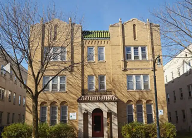 Property at 3825 N Oakland Ave Unit 10, Shorewood, WI, 53211, 2 beds, 1 bath, [object Object]