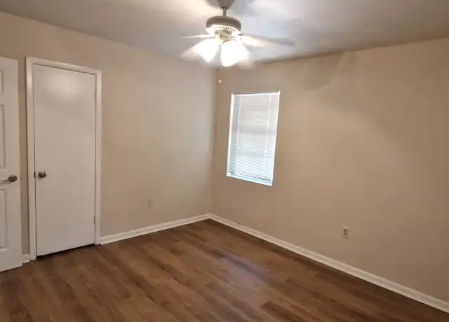 Property at 324 13th Ave, Phenix City, AL, 36869, 3 beds, 1 bath, [object Object]
