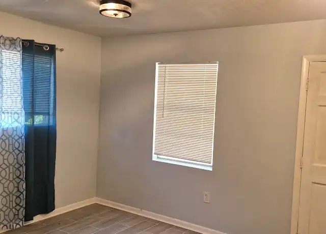 Property at 324 13th Ave, Phenix City, AL, 36869, 3 beds, 1 bath, [object Object]