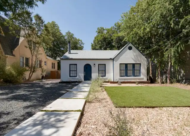 Property at 403 E 32nd St, Austin, TX, 78705, 5 beds, 3 baths, [object Object]
