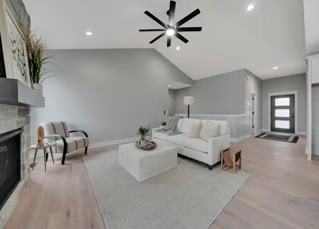 Property at 7451 Maxine Dr, Lincoln, NE, 68516, 4 beds, 3 baths, [object Object]
