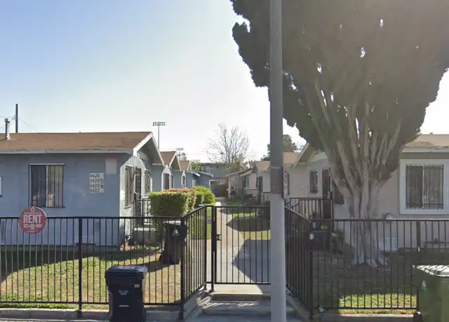 Property at 4424 Stanford Ave Unit 4424, Los Angeles, CA, 90011, 1 bed, 1 bath, [object Object]