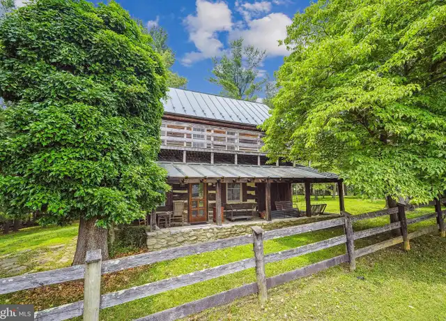 Property at 18285 Foundry Rd, Purcellville, VA, 20132, 2 beds, 1 bath, [object Object]