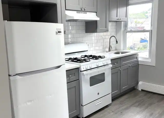 Property at 520 Harrison Ave Unit 2R, Peekskill, NY, 10566, 3 beds, 1 bath, [object Object]