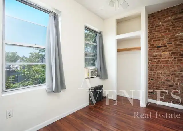 Property at 522 E 11th St Unit 23, New York, NY, 10009, 4 beds, 2 baths, [object Object]