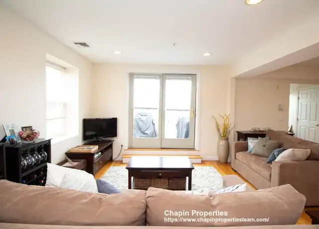 Property at 300 Washington St, Brookline, MA, 02445, 2 beds, 1 bath, [object Object]