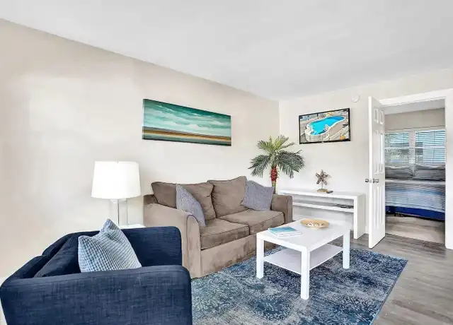 Property at 3226 NE 12th St #2, Pompano Beach, FL, 33062, 1 bed, 1 bath, [object Object]
