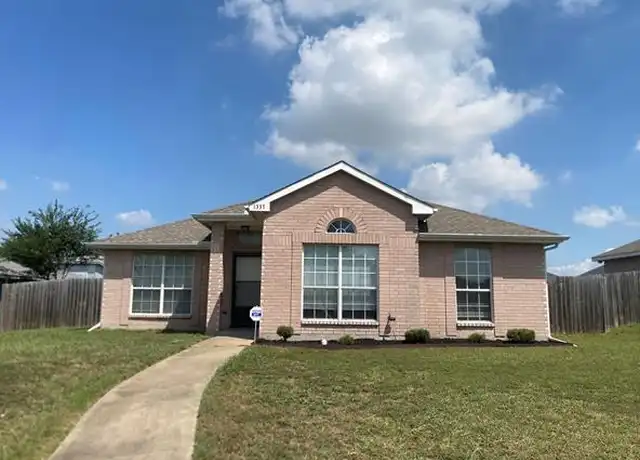 Property at 1337 Harvest Hill Ln, Lancaster, TX, 75146, 3 beds, 2 baths, [object Object]