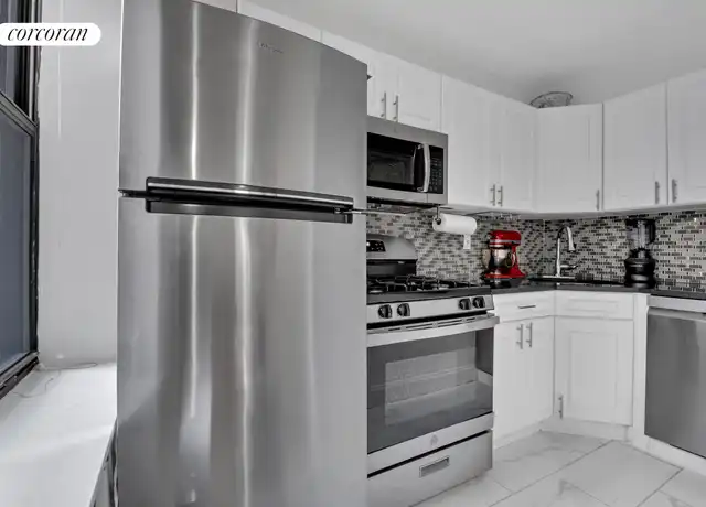 Property at 571 Academy St Unit 1D, New York, NY, 10034, 1 bed, 1 bath, [object Object]