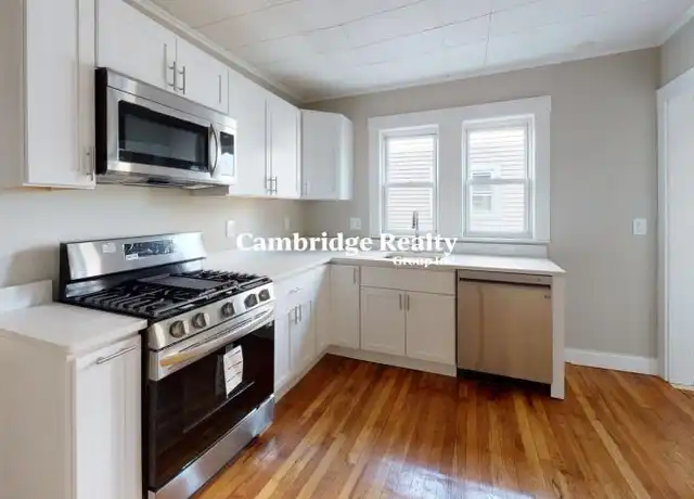 Property at 280 McGrath Hwy, Somerville, MA, 02143, 3 beds, 1 bath, [object Object]