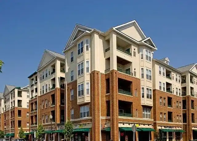 Property at Cedar Court Apartments - 108 Olde Towne Ave, Gaithersburg, MD, 20877, 0-1 beds, 1 bath, [object Object]