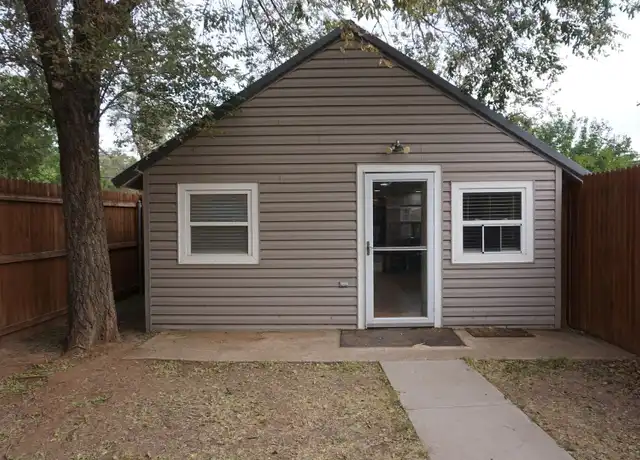 Property at 2618 22nd St, Lubbock, TX, 79410, 1 bed, 1 bath, [object Object]