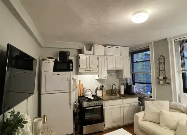 Property at 2 Holden Ct, Boston, MA, 02109, 1 bed, 1 bath, [object Object]