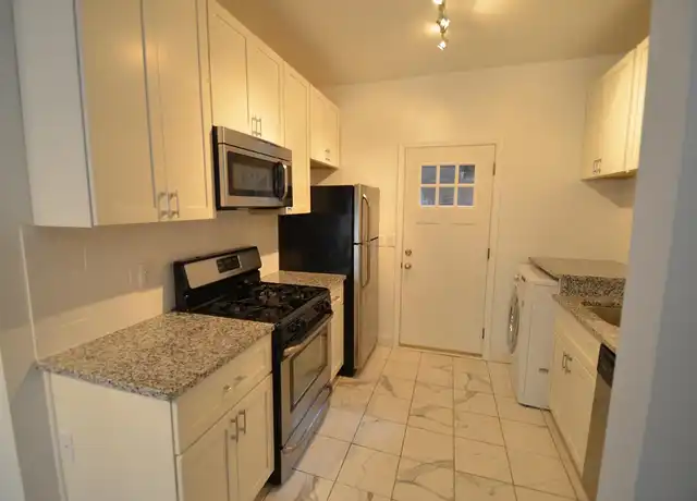 Property at Riverview Red Door Living - 1503 Riverside Dr, Lakewood, OH, 44107, 1 bed, 1 bath, [object Object]