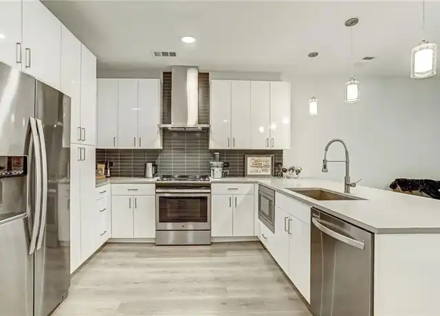 Property at 2213 Poquito St, Austin, TX, 78722, 1 bed, 1 bath, [object Object]