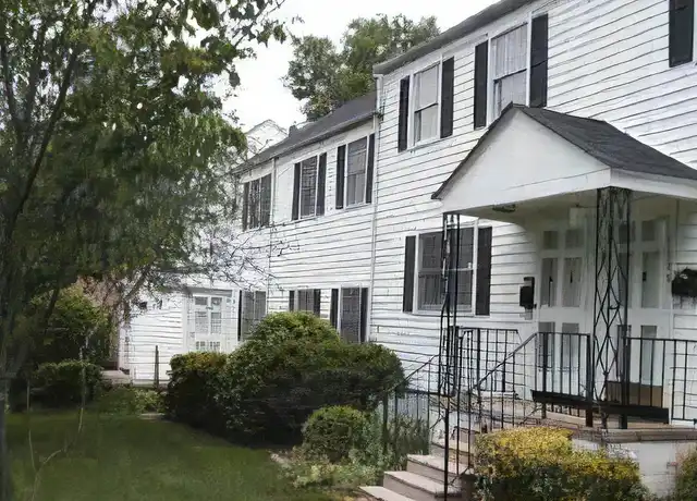 Property at 1092 Nichols Dr, Raleigh, NC, 27605, 2 beds, 1 bath, [object Object]