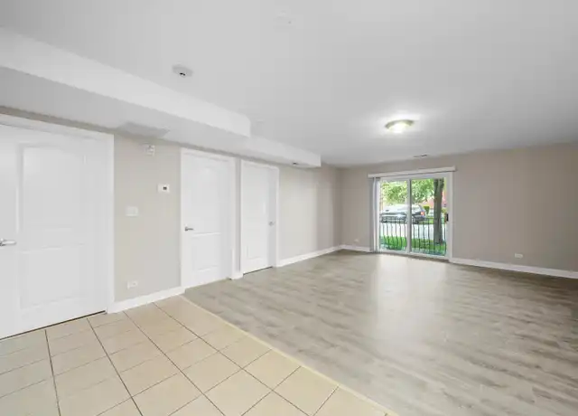 Property at 3423 Ridgeland Ave #101, Berwyn, IL, 60402, 2 beds, 2 baths, [object Object]