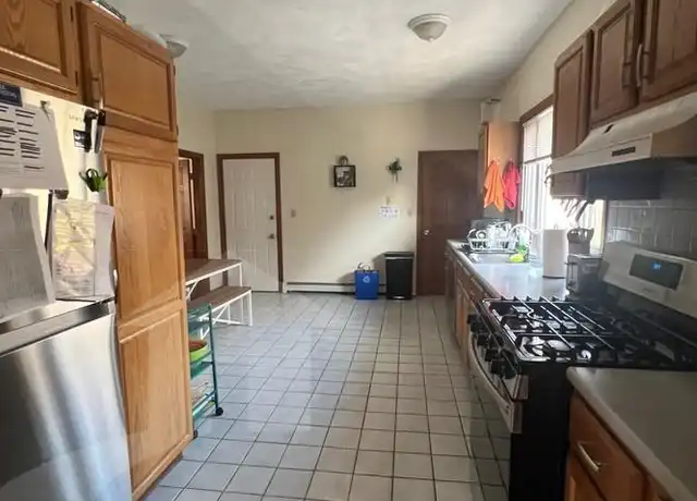 Property at 51 Elm St Unit 2, Somerville, MA, 02143, 3 beds, 1 bath, [object Object]