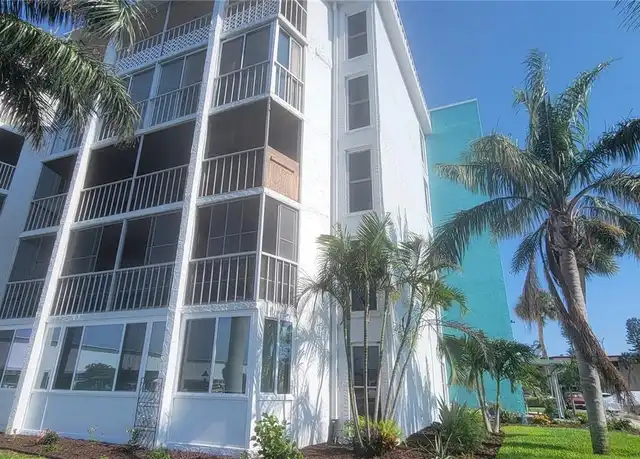 Property at 4900 38th Way S #302, Saint Petersburg, FL, 33711, 3 beds, 2 baths, [object Object]