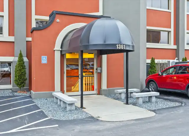 Property at 1361 Elm St Unit 001 PREMIUM, Manchester, NH, 03101, 1 bed, 1 bath, [object Object]