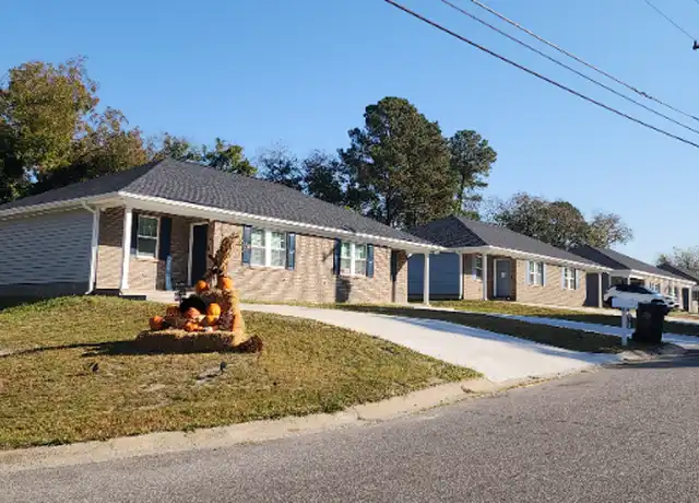 Property at 305 Wayne Ave Unit B, Goldsboro, NC, 27530, 2 beds, 1 bath, [object Object]